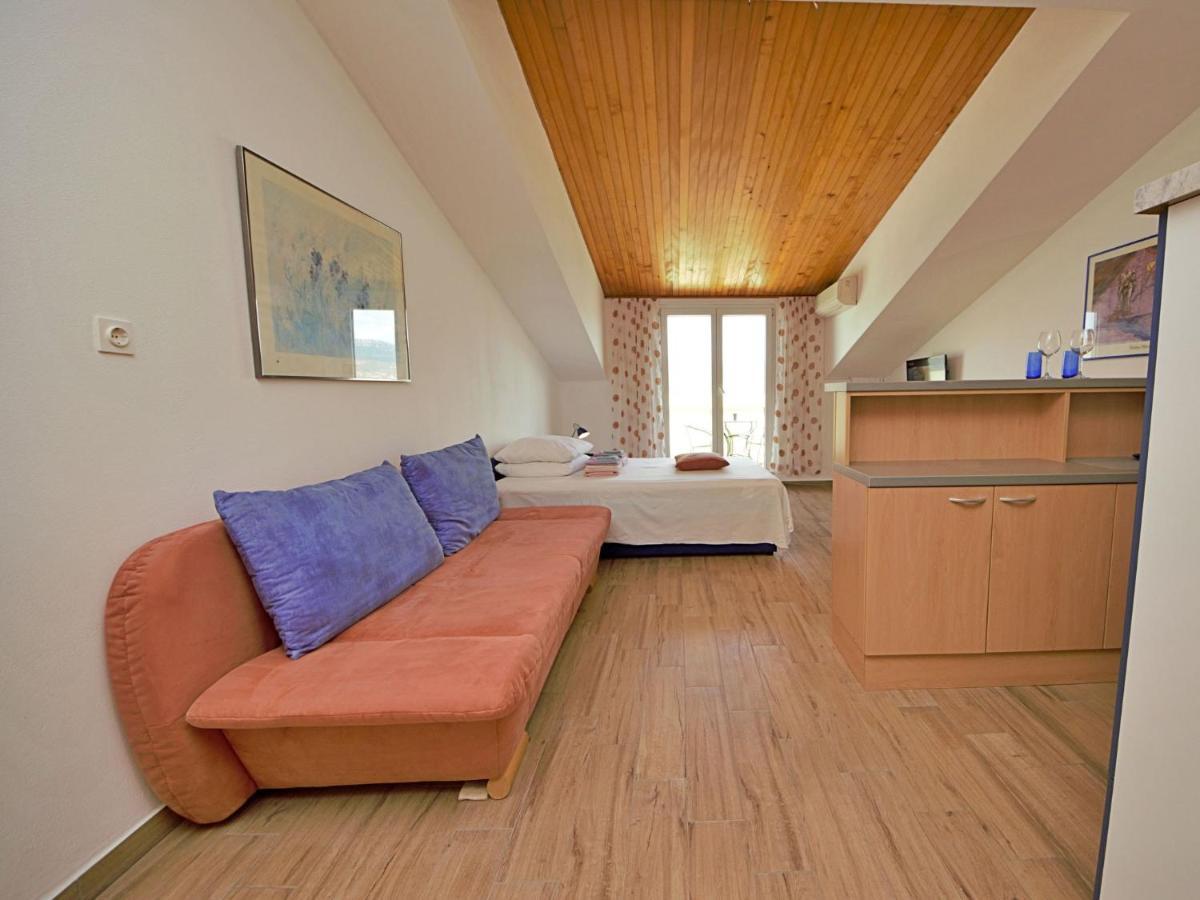 Apartment Saric-2 By Interhome Trogir Bagian luar foto